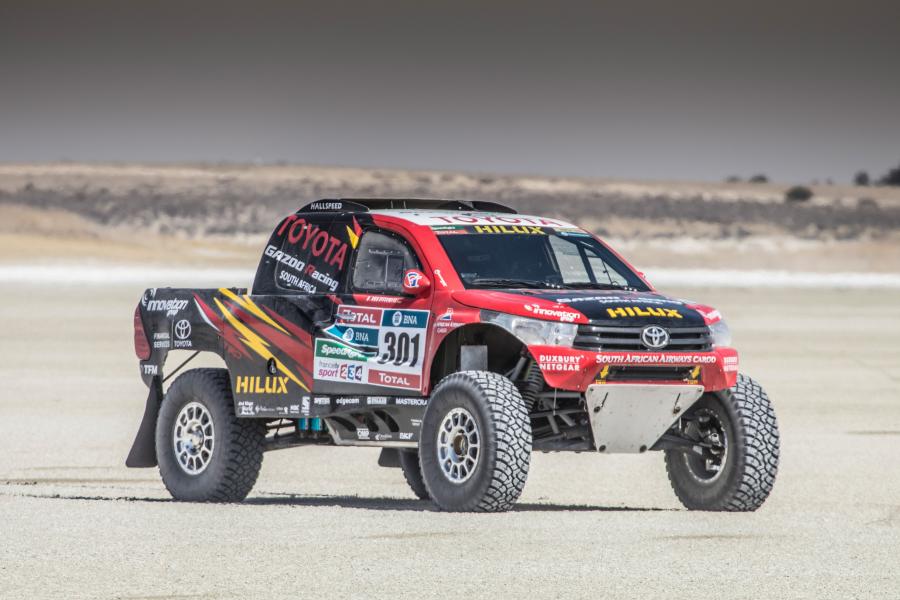  Toyota Hilux Evo Rally Dakar 2017 года  (фото 20 из 23)